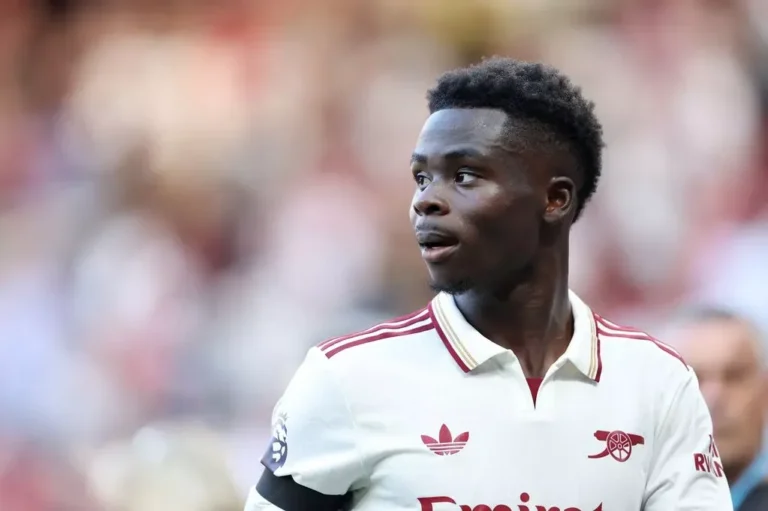 ซาก้า ให้สัมภาษณ์ถึงนักเตะป้ายแดงปืนใหญ่หลังเกมเฉือน ผีแดง