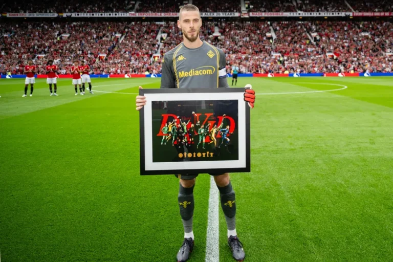 ผีแดง ต้อนรับ เด เคอา กระชับมิตรก่อนเซฟอุตลุดเสมอ 90 นาที