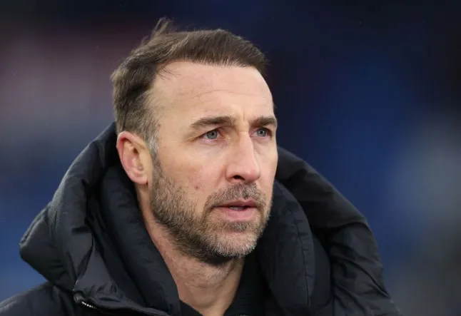 อดีตเพื่อนร่วมทีมสงสัยในศักยภาพของ นักเตะป้ายแดง ปืนใหญ่