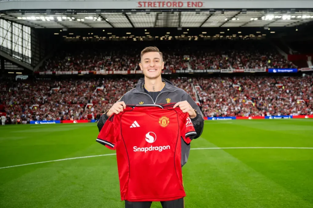 The 22-year-old was given a hero's welcome
