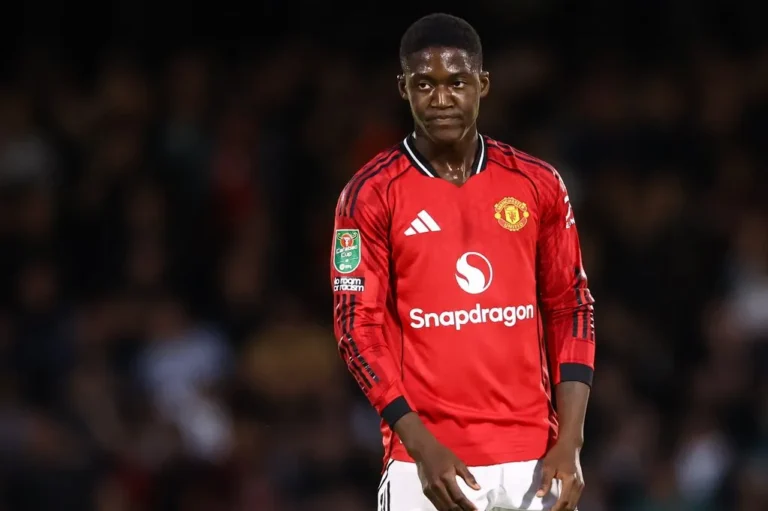 ไมนู พร้อมอำลา ผีแดง แบบยืมตัวเดือนมกราคม แม้เจรจากับ อโมริม แล้ว