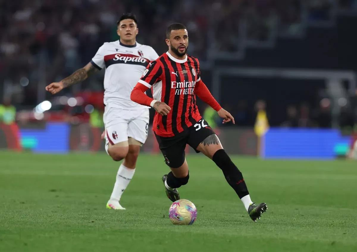 ตัวแทน วอล์คเกอร์ !? เป้าหมายของ ปืนใหญ่ เตรียมย้ายเล่นใน กัลโช ฯ