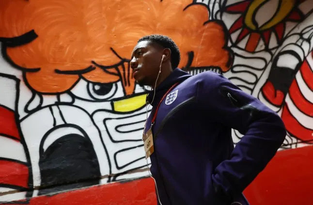 เหตุผลที่ดาวรุ่งปืนใหญ่ พลาดเกมกับทีมชาติอังกฤษ ชนะ เซอร์เบีย