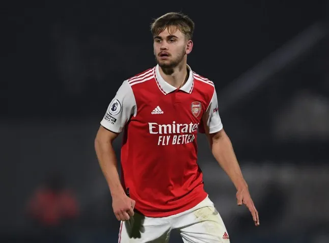 บิลลี่ วิกา ผู้เล่นเก่าอาร์เซนอล เสียชีวิตในวัย 21 ปี หลังบาดเจ็บสาหัสที่สมองระหว่างการแข่งขัน