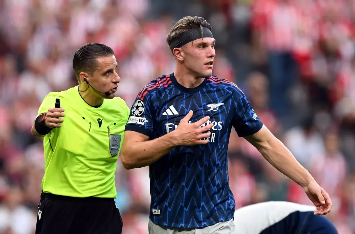 3 ข่าวดัง ปืนใหญ่: เตรียมแย่งวันเดอร์คิดกับบาร์ซ่า, ความเห็นต่อ โยเคเรส, ข่าวลือ โรดริโก้