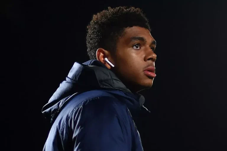 อดีตกองหน้าอาร์เซนอลกลับมาฝึกซ้อมกับสโมสรอีกครั้งในฐานะฟรีเอเย่นต์