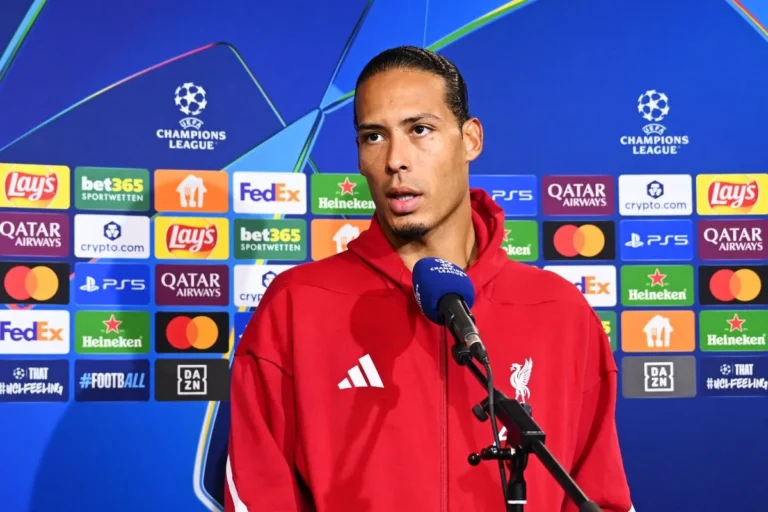 อาร์เน่ สล็อต หนุนหลัง เวอร์จิล ฟาน ไดจ์ค หลังเรียกประชุมผู้เล่น