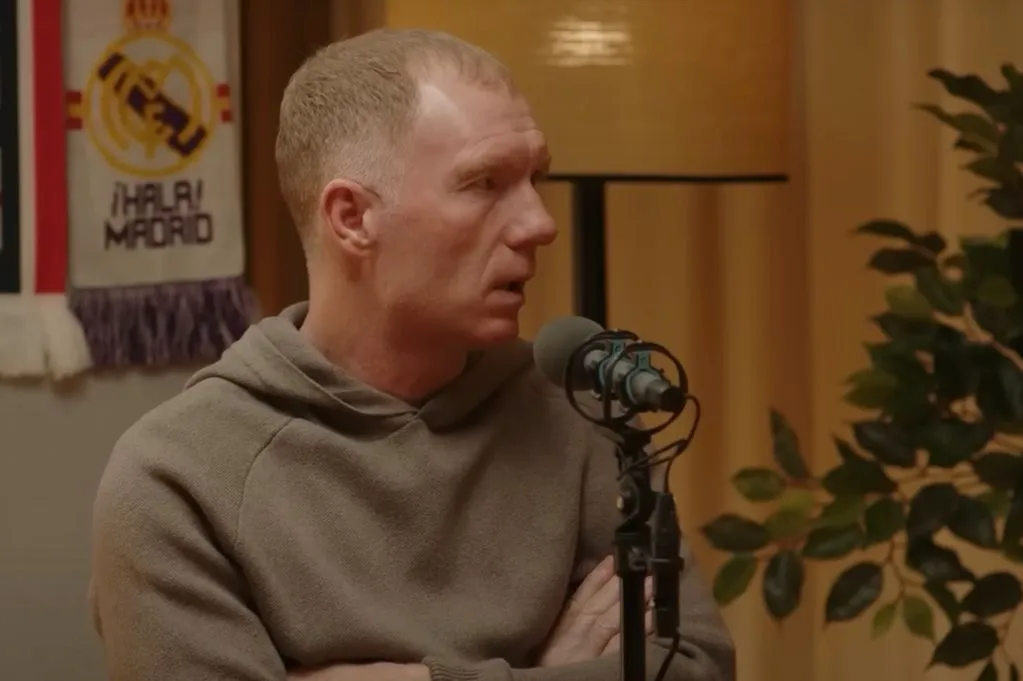 โซลชาร์ มีลุ้นคุมทีมอีกครั้ง หลัง สโคลส์ เผยบทสนทนาส่วนตัว