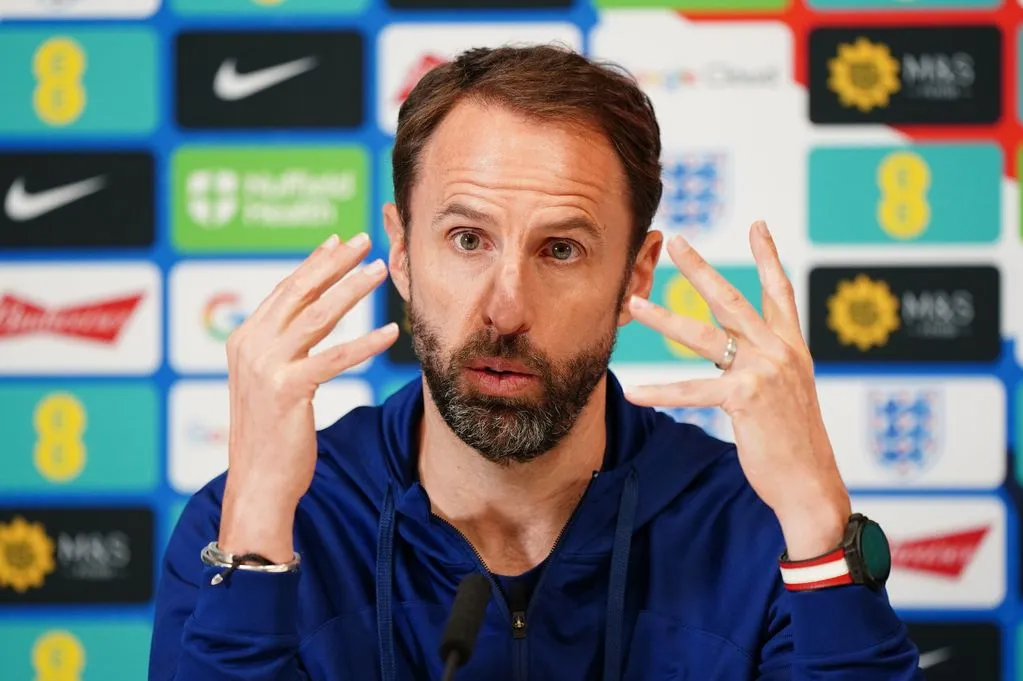 เซาธ์เกต 'ยื่น 2 ข้อเรียกร้อง' หาก ผีแดงต้องการตัวแทน อโมริม