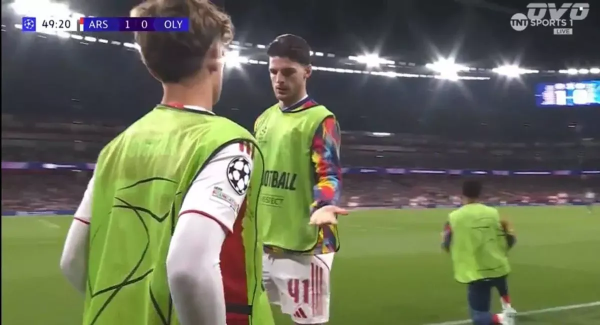 Declan Rice was spotted teasing Max Dowman during Arsenal's clash against Olympiacos