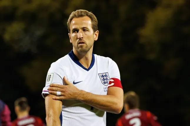 เคน ตอบข่าวเชื่อมโยงการกลับลงเล่นทีมใน พรีเมียร์ลีก