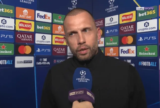 บอสอาแจ็กซ์กล่าวถึง เชลซี หลังความพ่ายแพ้ใน UCL